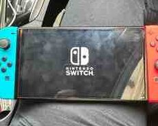 Nintendo switch oled 3 oyunla 700 bele 500