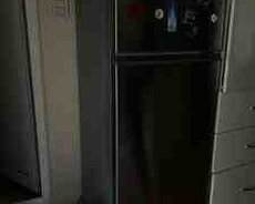 Midea soyuducusu