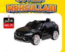 Park avtomobili Jaguar LS818