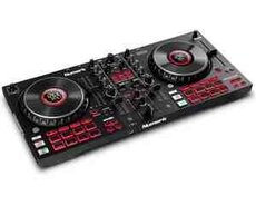 DJ aparatı Numark Mixtrack Platinum FX