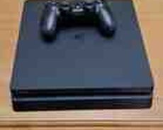 PS4 Slim