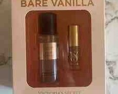Victorias Secret - Bare Vanilla Set with LipGlow