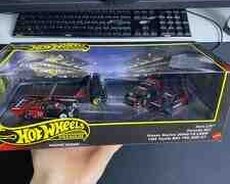 Hot Wheels Premium Advan Racing Team avtomobilləri