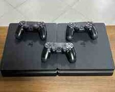 Sony Playstation 4 Slim