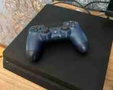 Sony PlayStation 4 Slim