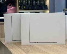 Macbook Air 15-inch 24, 512GB M4 chip