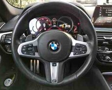 BMW G30 M sükanı
