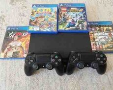 Sony PlayStation 4