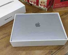 Apple Macbook Air