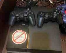 Sony PlayStation 4