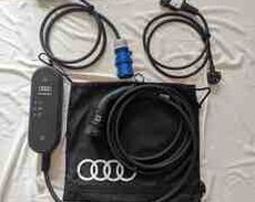 Şarj cihazı Audi Universal Charger 7.2 kW