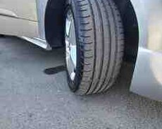 Roadstone təkərləri 225, 50 R17