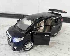 Oyuncaq avtomobil Toyota Vita