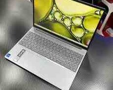 Lenovo Ideapad Slim 3 15IRH10