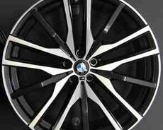 BMW G05 diski R22
