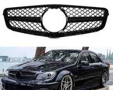 Mercedes W204 radiator barmaqlığı AMG