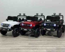 Uşaq avtomobili Jeep 802