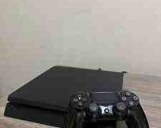 PlayStation 4 Slim