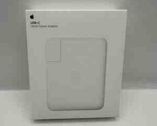 MacBook adapteri