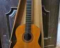 Gitara Yamaha