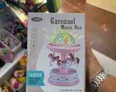 Karusel musiqi oyuncağı