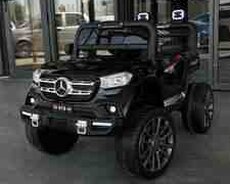 Uşaq avtomobili Mercedes Benz Unimog