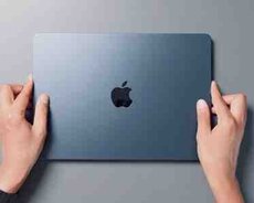 MacBook Air 13.6inch M4 16, 256GB Midnight