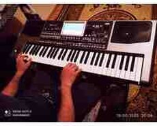 Sintezator Korg pa 900