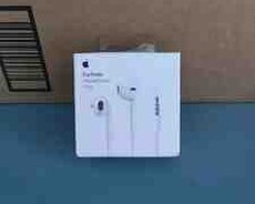 Apple earpods