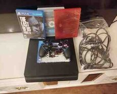 PlayStation 4 1TB
