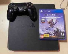 Sony PlayStation 4