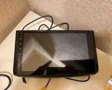 Pioneer monitoru