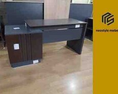 Ofis masası