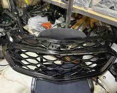 Chevrolet Equinox radiator barmaqlığı
