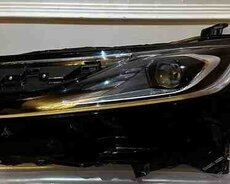 Toyota Camry 2025 farası