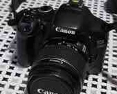 Fotoaparat Canon eos 550 d