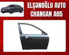 "Changan Qiyuan A05" qapıları