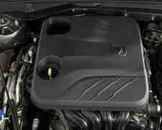 Changan A05 mühərrikin üst qapağı