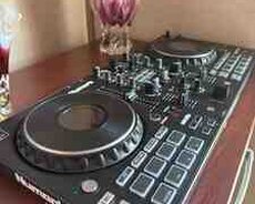 Dj contreller Mixtrack Platinum FX