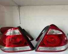 Nissan Sunny stop farası