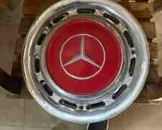 Mercedes qapaqları