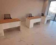 Ofis masası