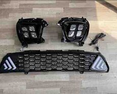 Kia Sportage radiator barmaqlığı və duman işıqları