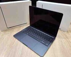 Apple Macbook M4 Air 13-inch