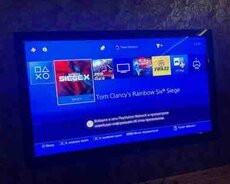 Playstation 4 slim