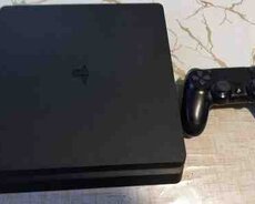 PlayStation 4 Slim 1TB