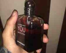 Armani Stronger ətri