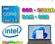 Lenovo IdeaPad Slim 3 15IRH10