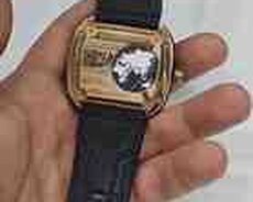 Sevenfriday qol saatı
