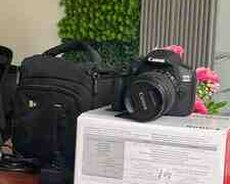 Fotoaparat Canon 700d